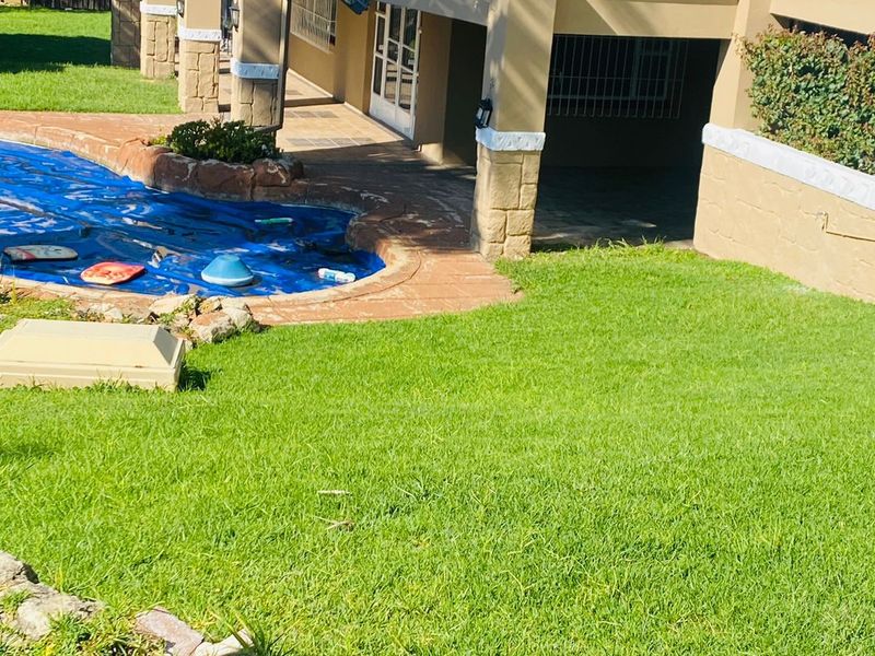 House For Sale In Johannesburg - Photo 6