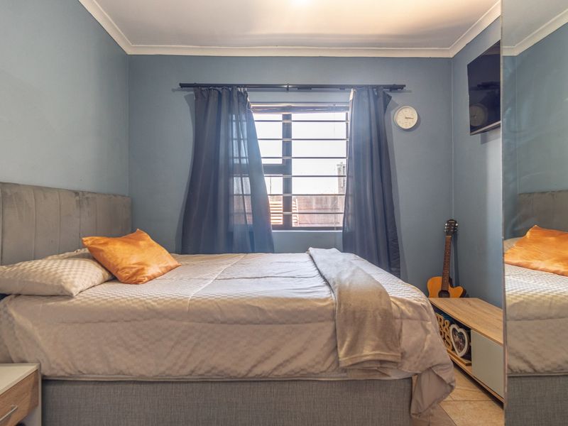 House Sold In Kuils River - Photo 9