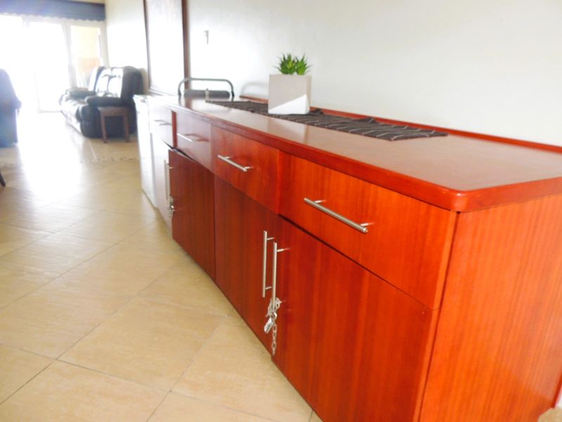Apartment For Sale In Margate - Photo 9