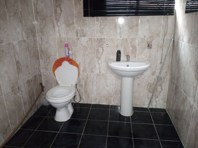 House For Sale In Pietermaritzburg - Photo 8