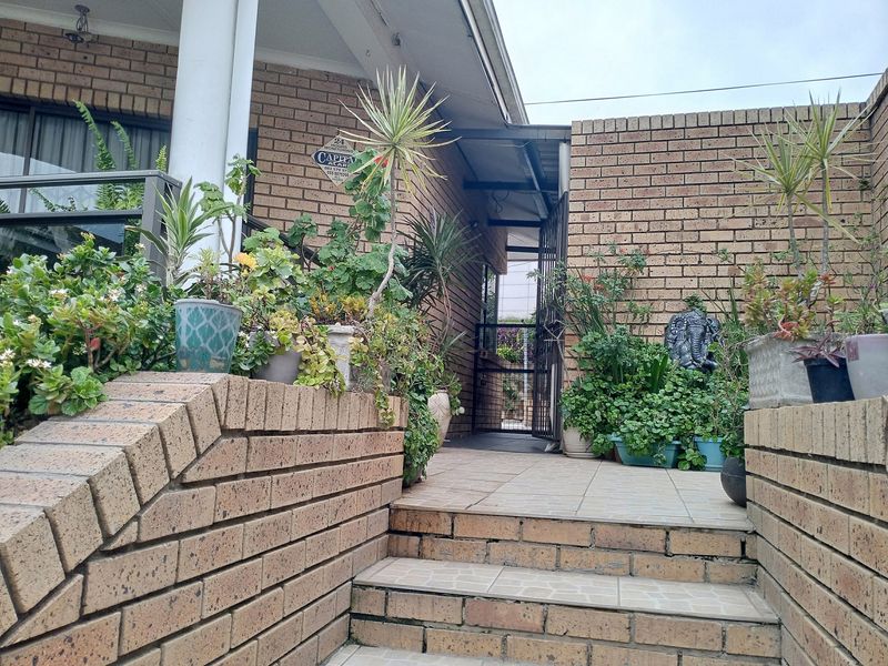 House For Sale In Pietermaritzburg - Photo 2