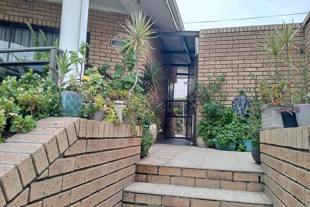 House For Sale In Pietermaritzburg - Photo 2