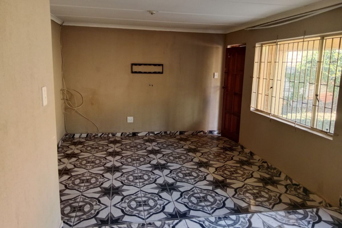 House For Sale In Pietermaritzburg - Photo 3