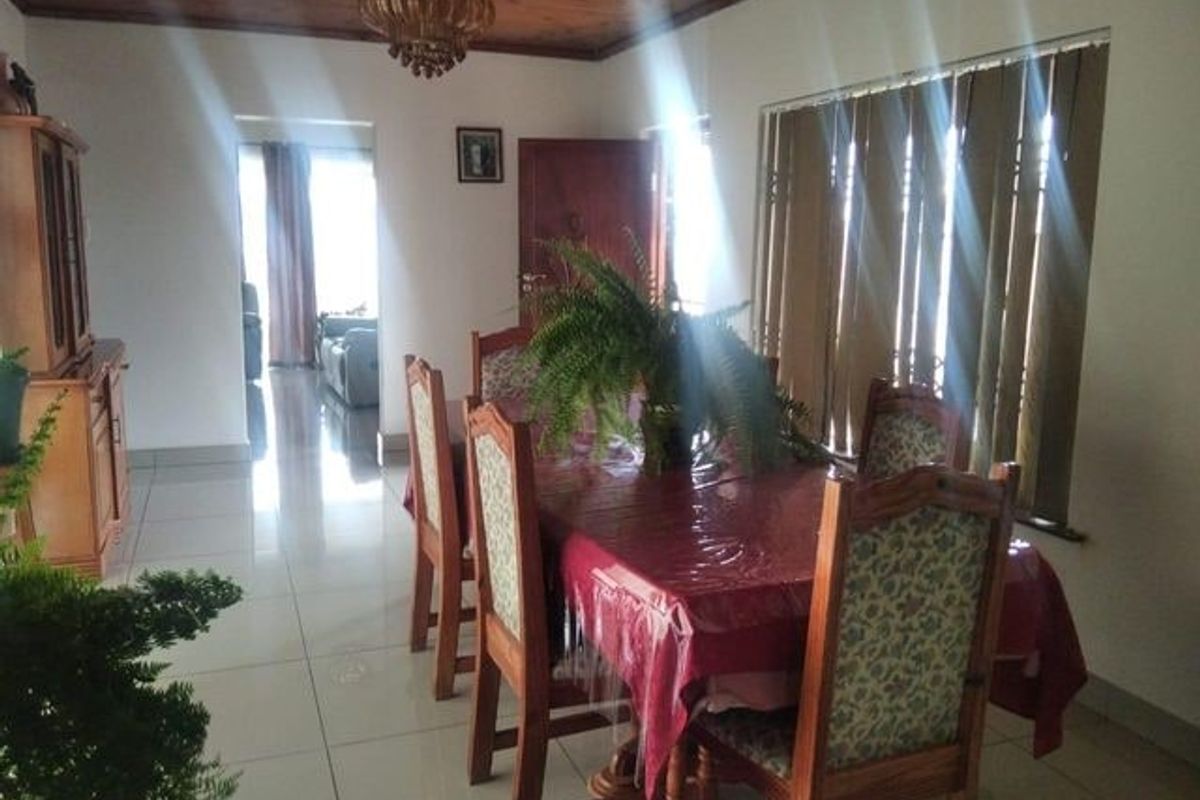 House For Sale In Pietermaritzburg - Photo 2