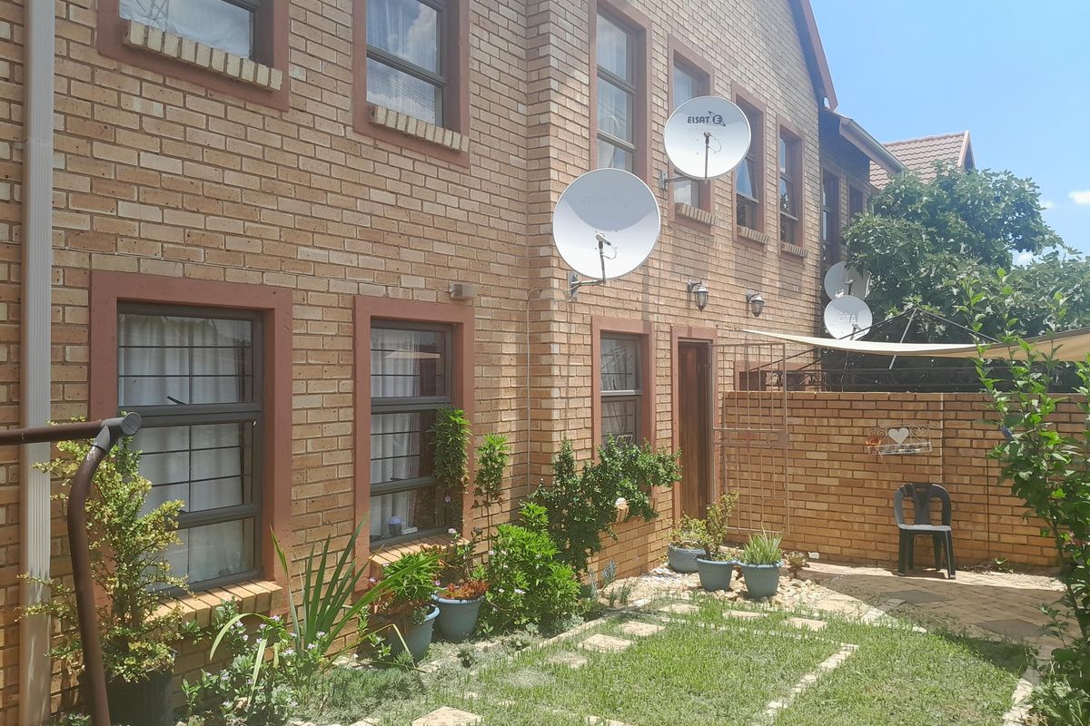 Apartment For Sale In Centurion - Photo 3