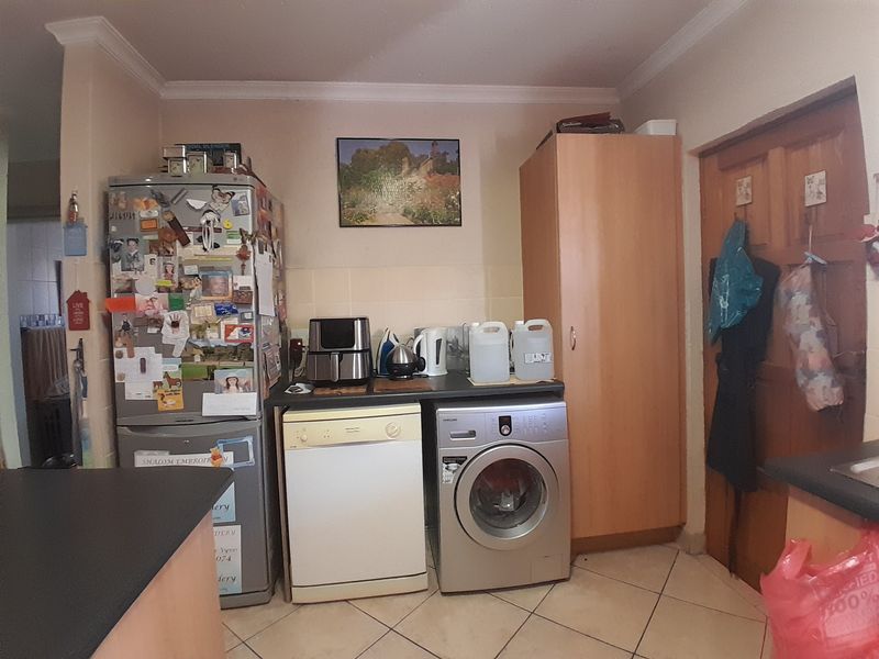 Apartment For Sale In Centurion - Photo 5