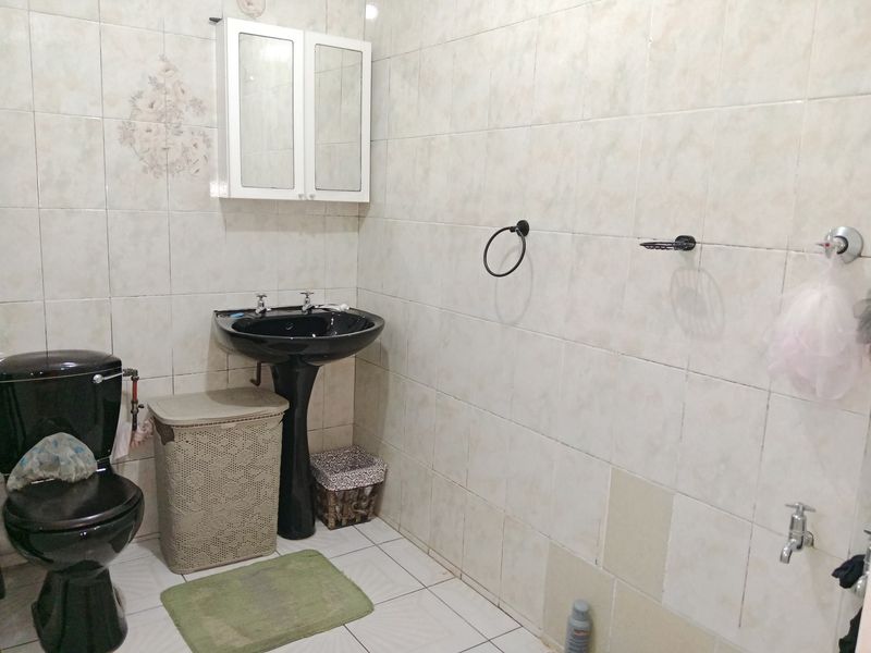 House For Sale In Pietermaritzburg - Photo 8