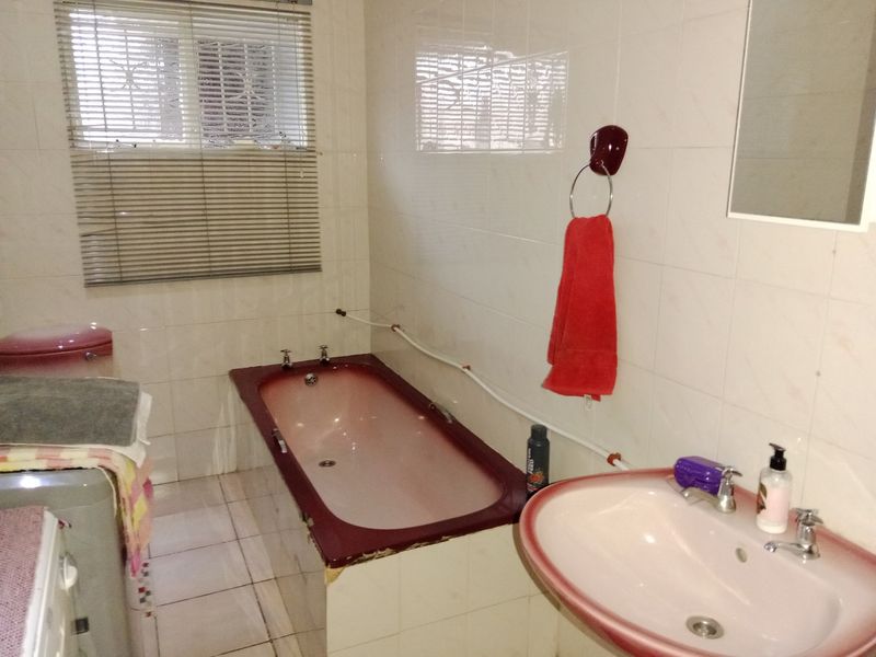 House For Sale In Pietermaritzburg - Photo 6