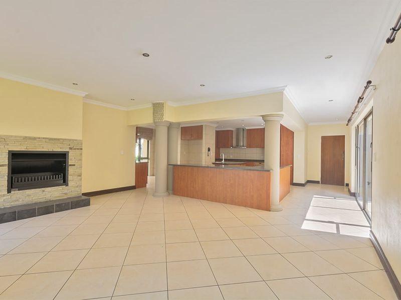 House Rental Monthly In Sandton - Photo 7