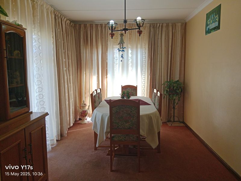 House For Sale In Pietermaritzburg - Photo 2