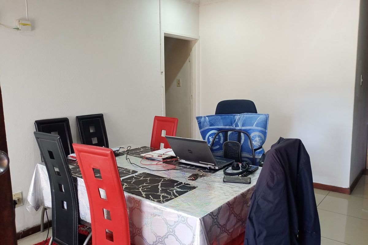 House For Sale In Pietermaritzburg - Photo 2