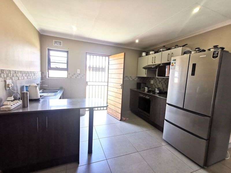 House For Sale In Midrand - Photo 9