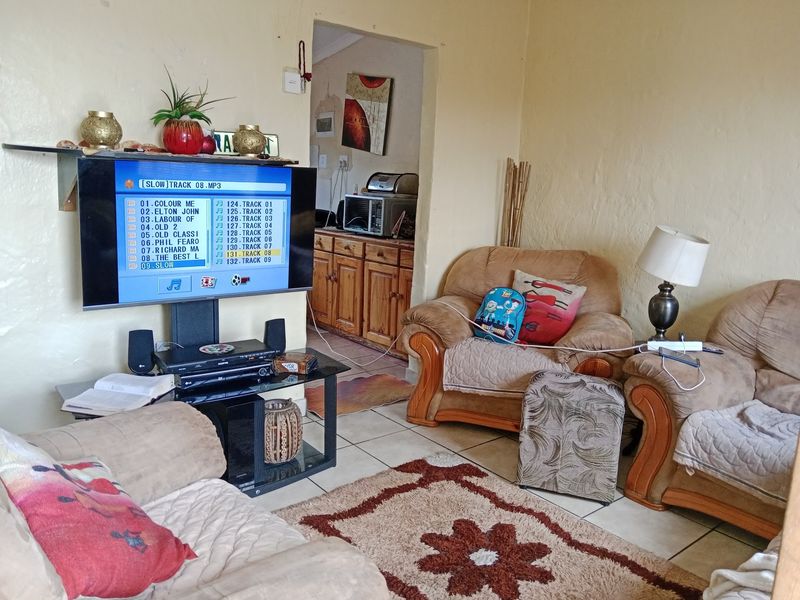 House For Sale In Pietermaritzburg - Photo 2