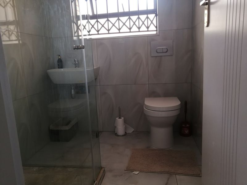 House For Sale In Johannesburg - Photo 7
