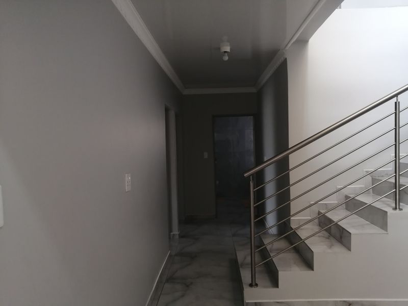 House For Sale In Johannesburg - Photo 6