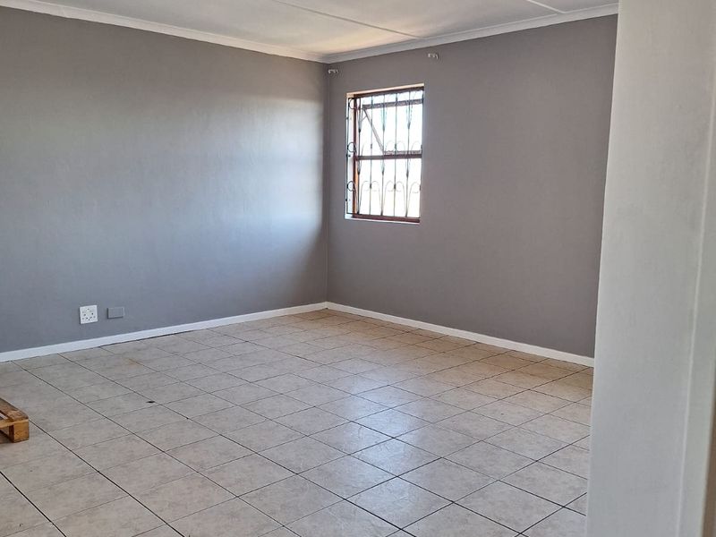 Apartment For Sale In Cape Town - Photo 6