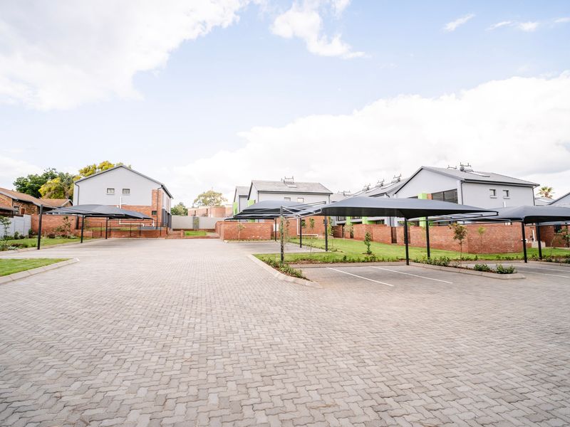 Townhouse For Sale In Centurion - Photo 3