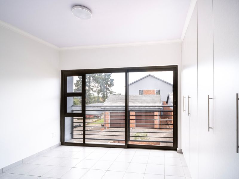 Townhouse For Sale In Centurion - Photo 9