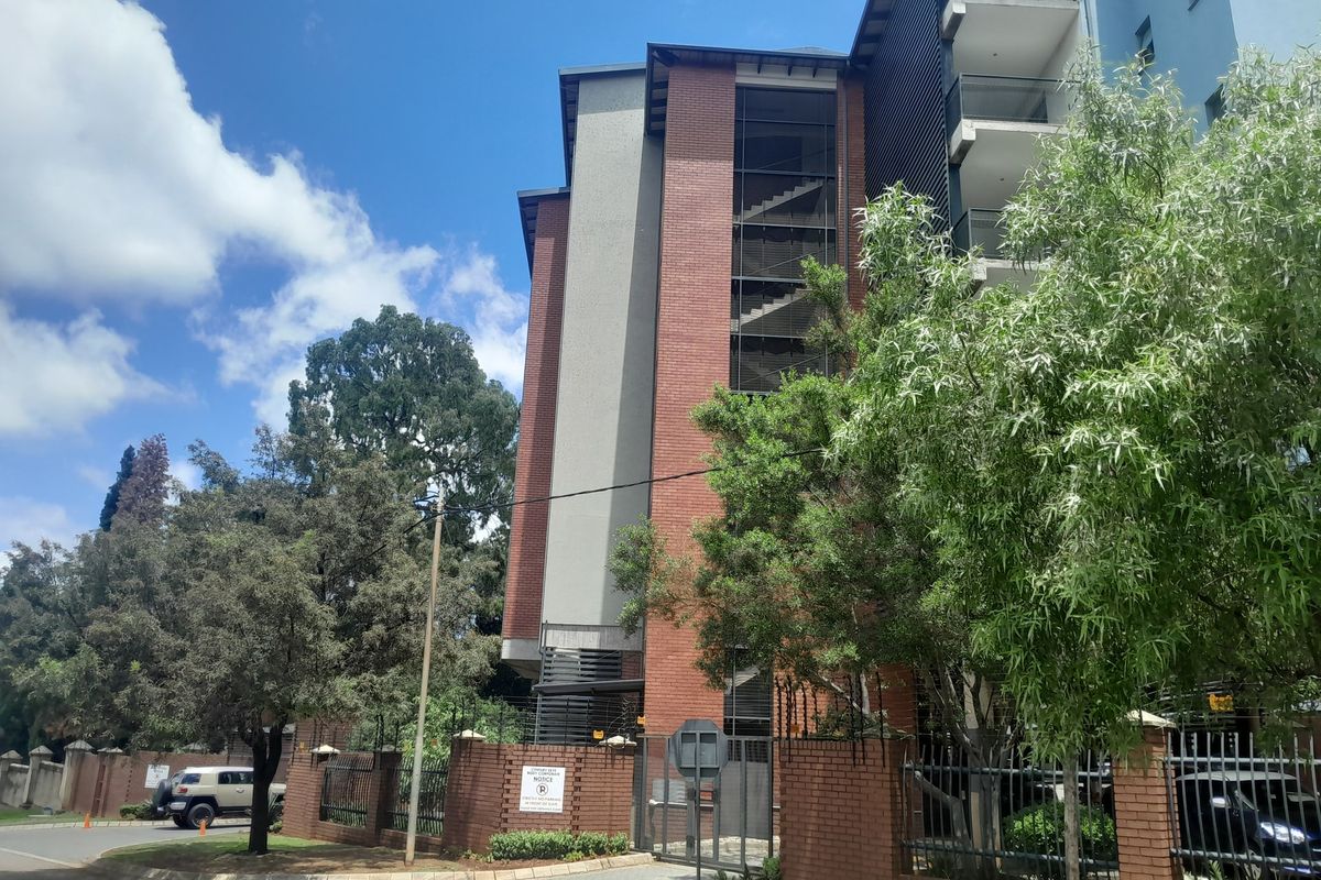 Apartment For Sale In Centurion - Photo 2
