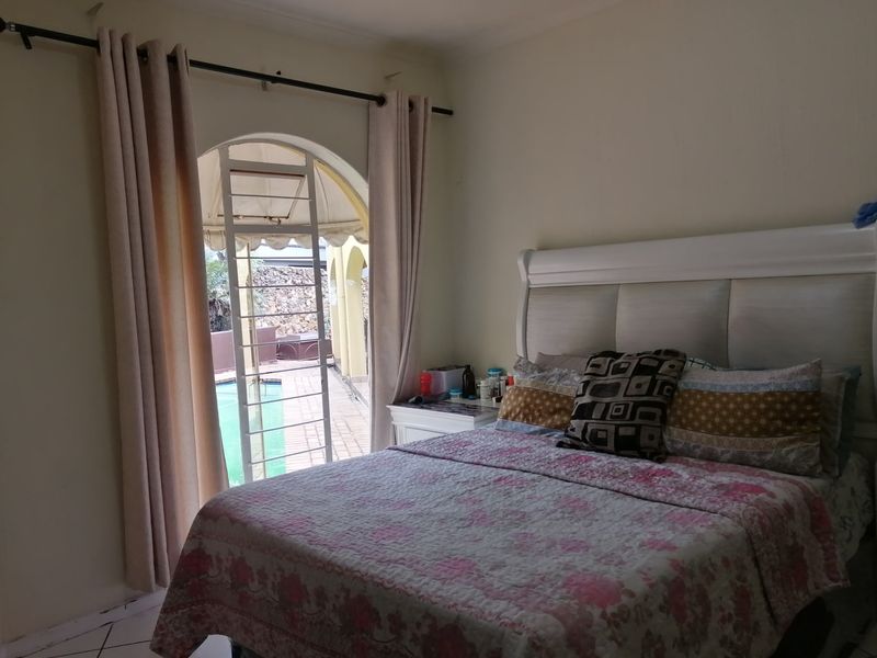 House For Sale In Johannesburg - Photo 8