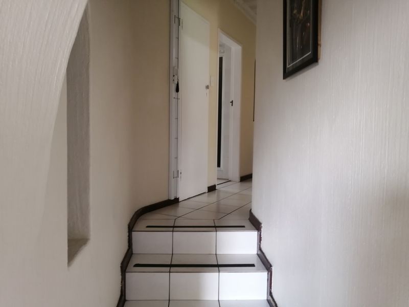 House For Sale In Johannesburg - Photo 6