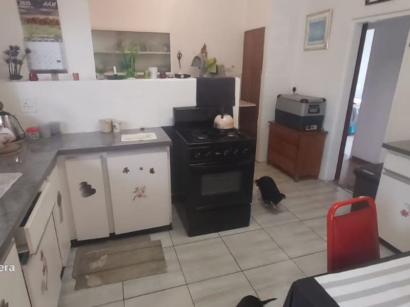 House For Sale In Vryheid - Photo 2