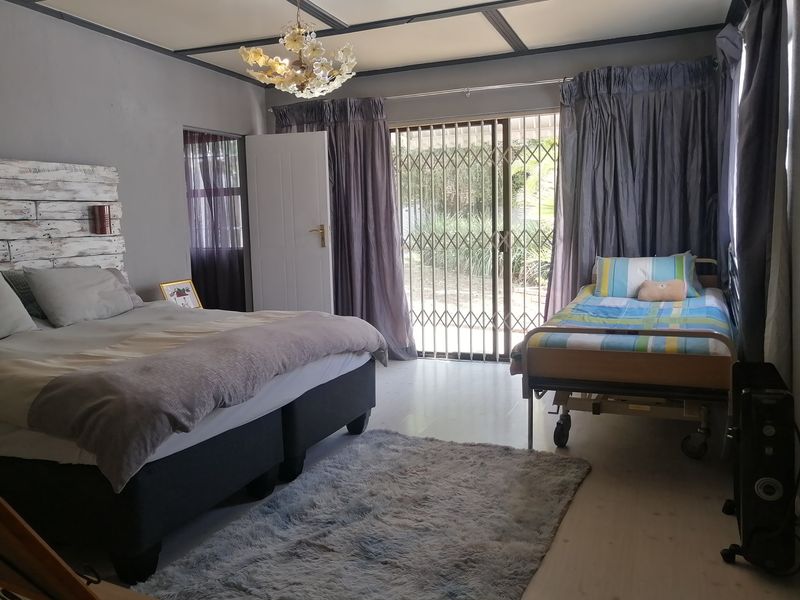 House For Sale In Johannesburg - Photo 10