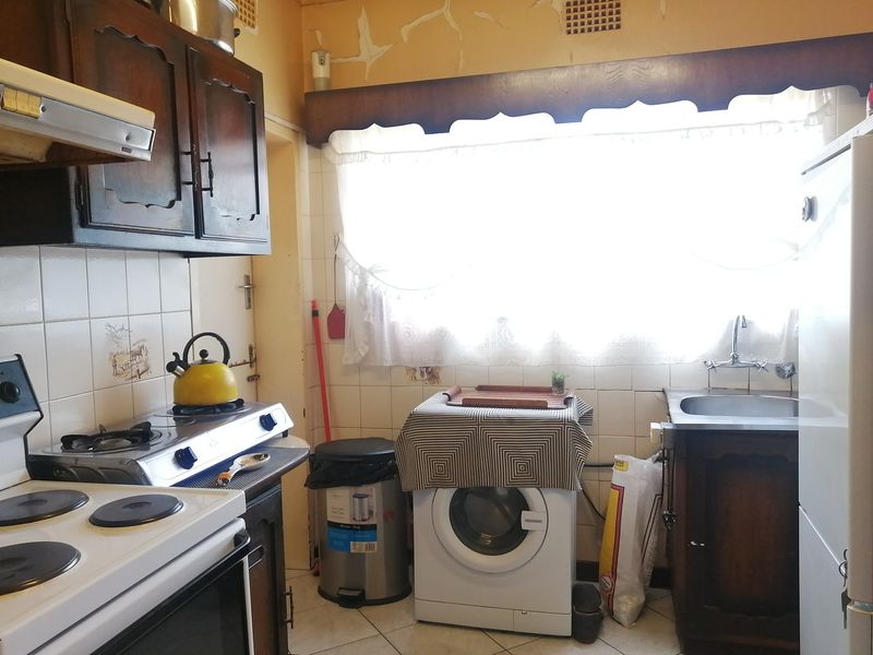 House For Sale In Johannesburg - Photo 1