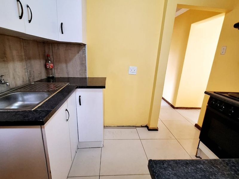 House For Sale In Mafikeng - Photo 3