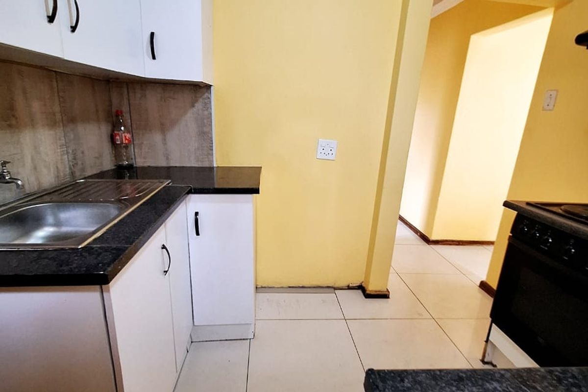 House For Sale In Mafikeng - Photo 3