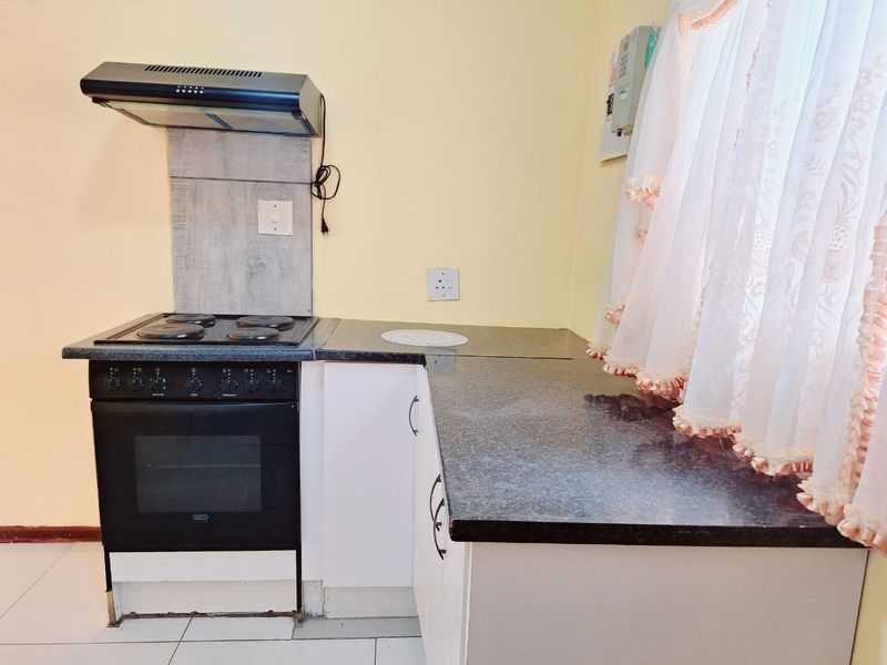 House For Sale In Mafikeng - Photo 4