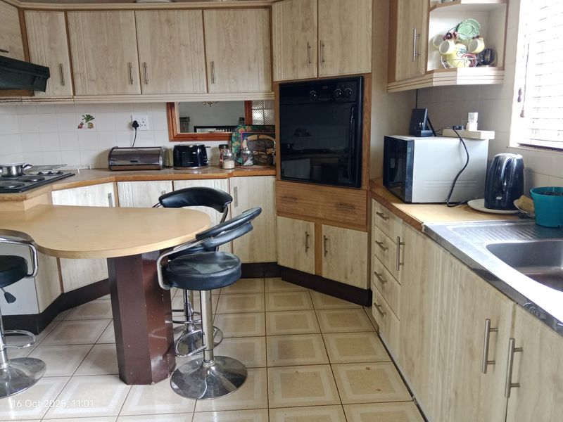 House For Sale In Pietermaritzburg - Photo 5