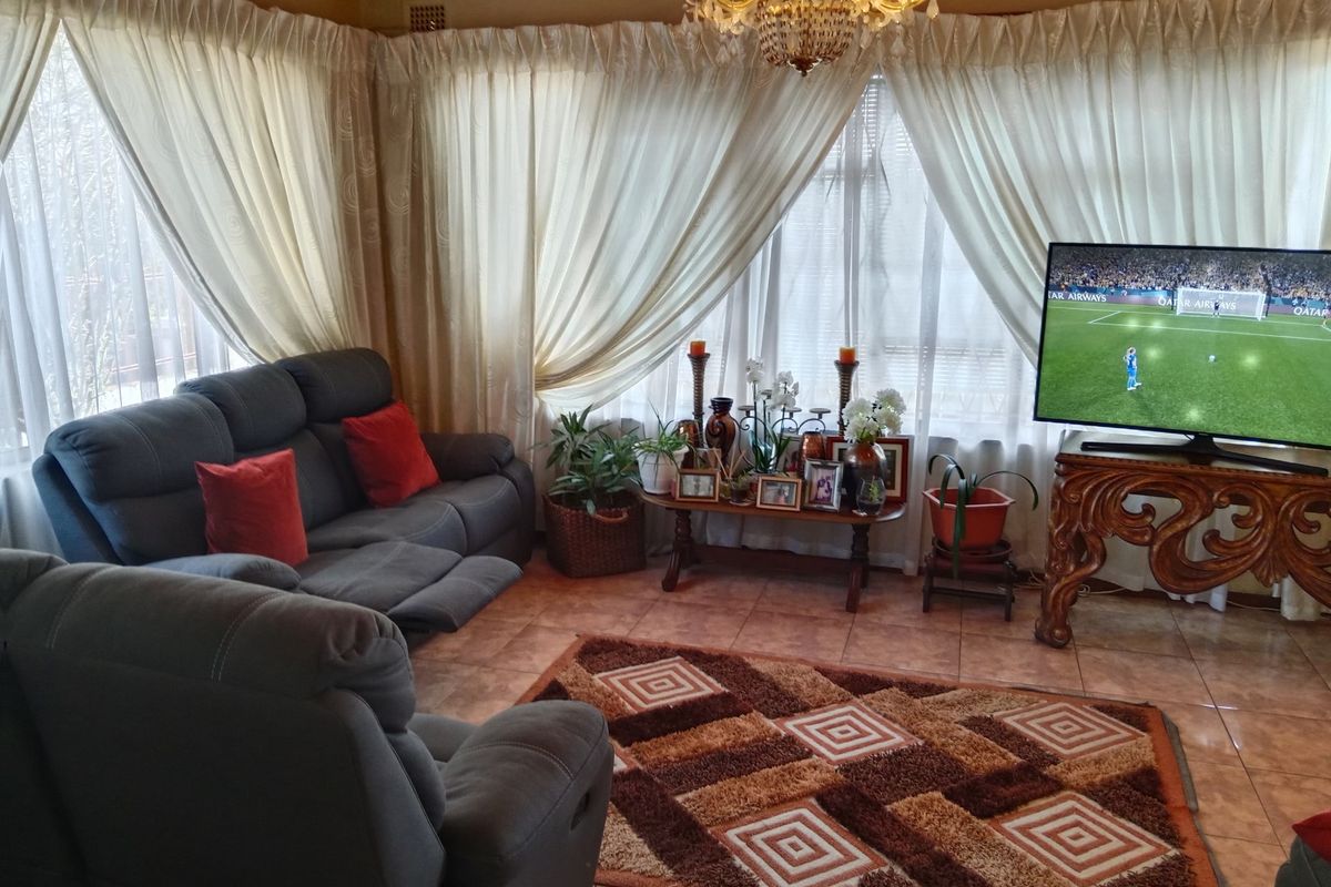 House For Sale In Pietermaritzburg - Photo 4