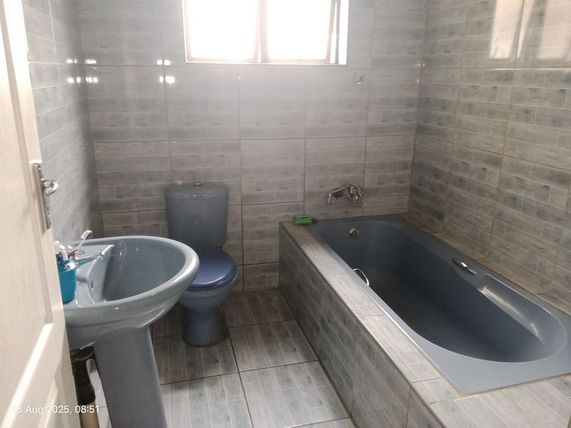 House For Sale In Pietermaritzburg - Photo 7