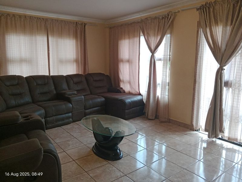 House For Sale In Pietermaritzburg - Photo 3