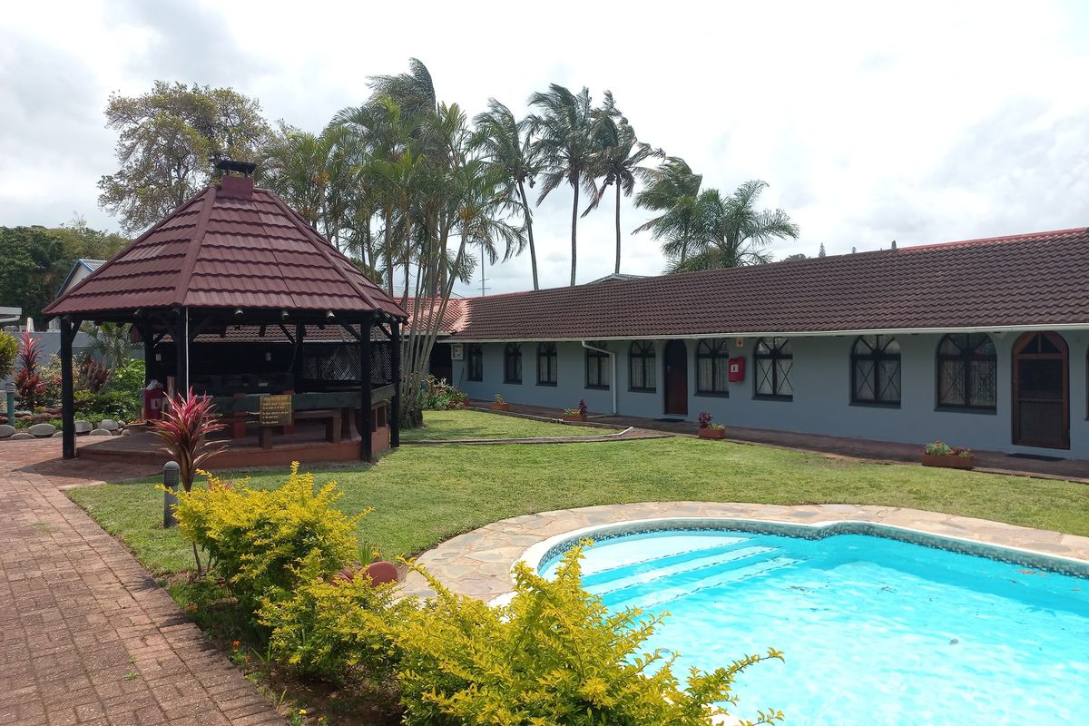 Apartment For Sale In Margate - Photo 5