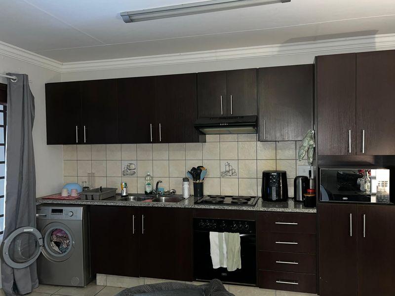 Apartment For Sale In Potchefstroom - Photo 1