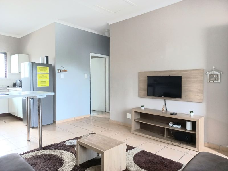 Apartment For Sale In Port Edward - Photo 8