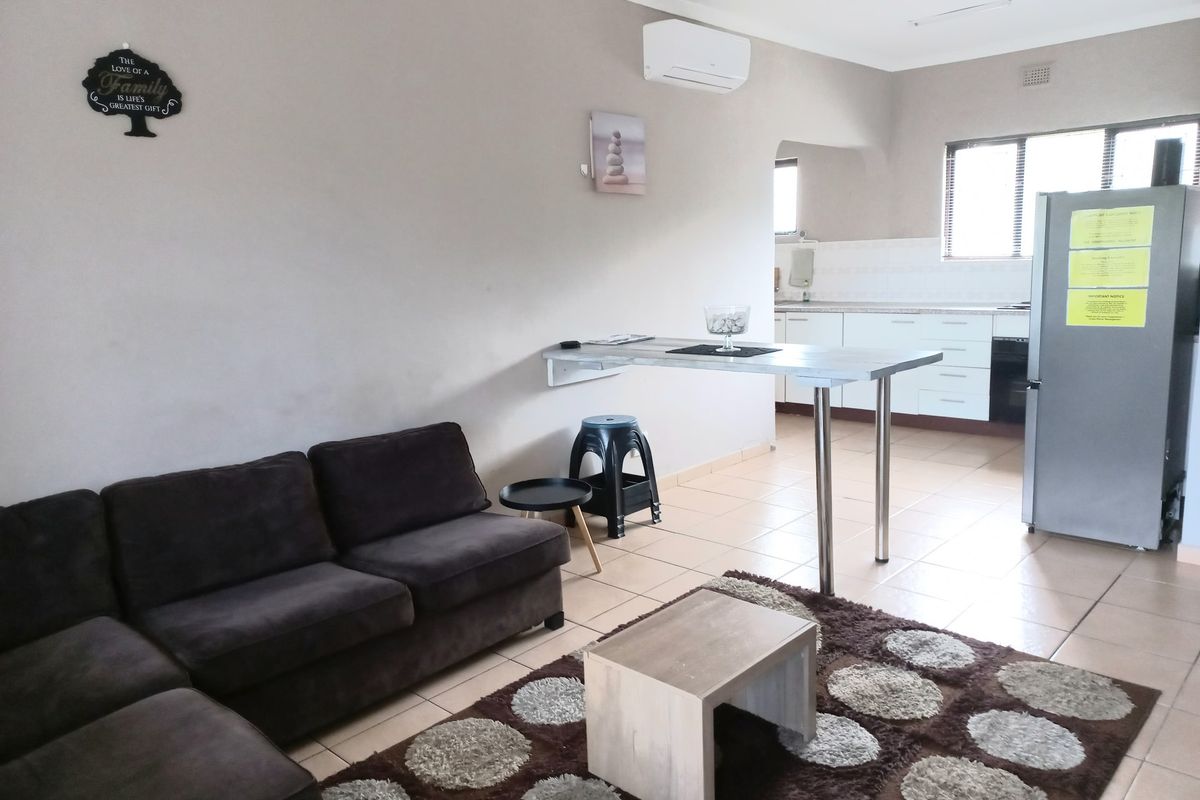 Apartment For Sale In Port Edward - Photo 4