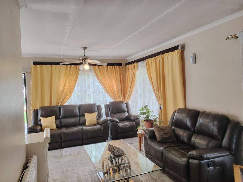 House For Sale In Nigel - Photo 4