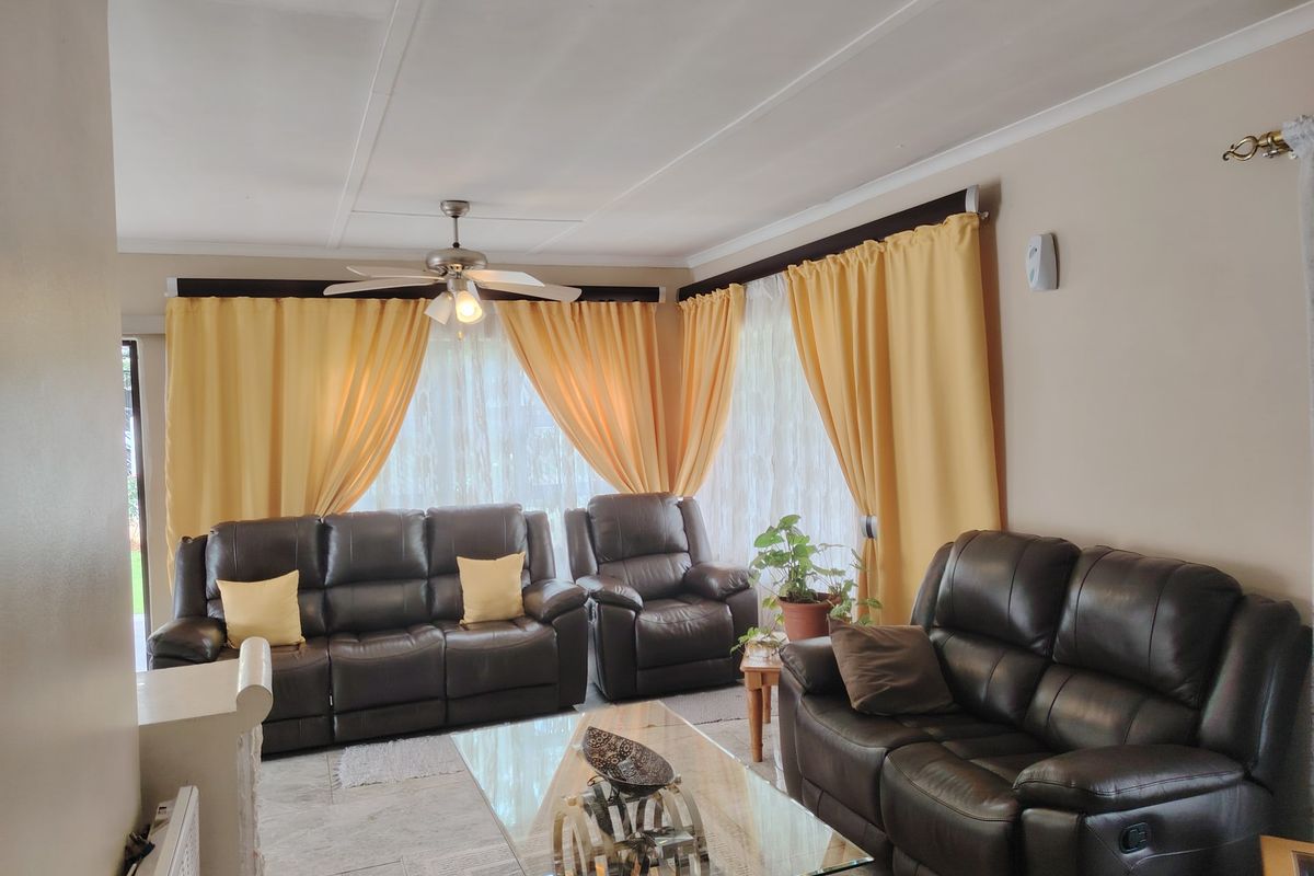 House For Sale In Nigel - Photo 4