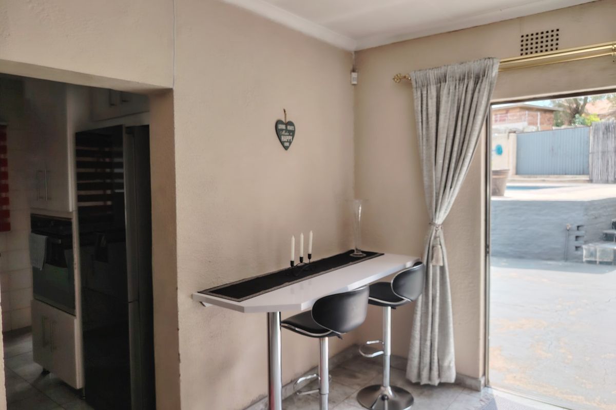 House For Sale In Nigel - Photo 5