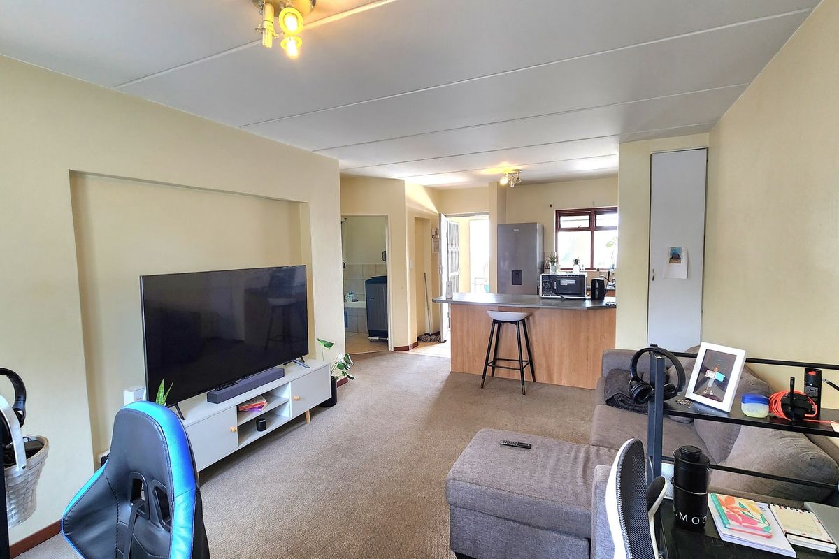 Apartment For Sale In Midrand - Photo 5