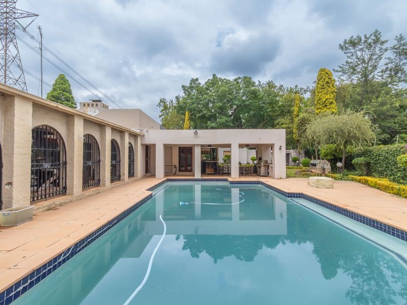 House For Sale In Sandton - Photo 2