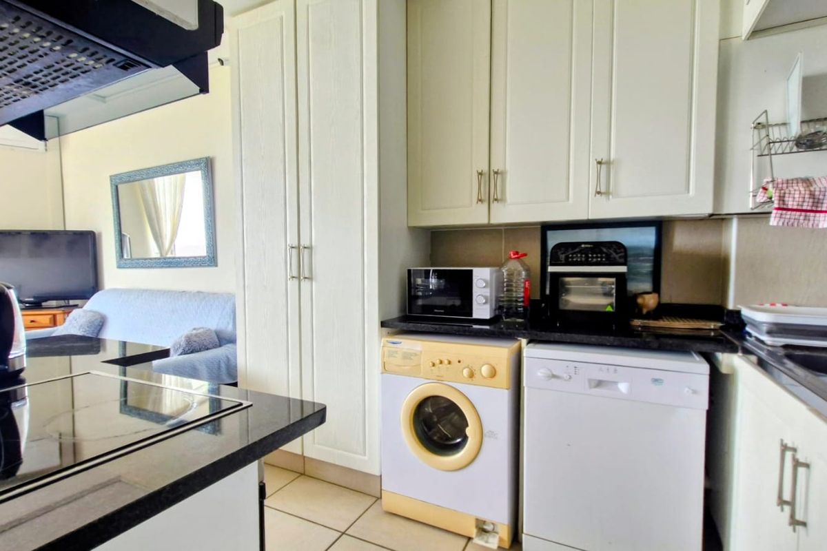 Apartment For Sale In Hibberdene - Photo 5