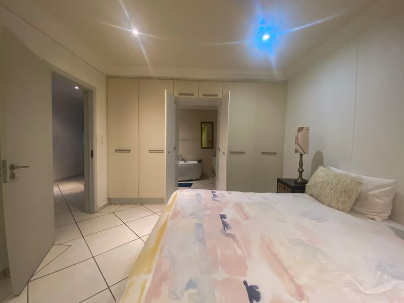 Apartment For Sale In Margate - Photo 3