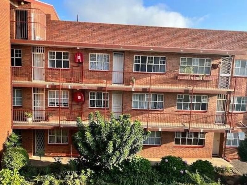 Apartment For Sale In Germiston - Photo 2