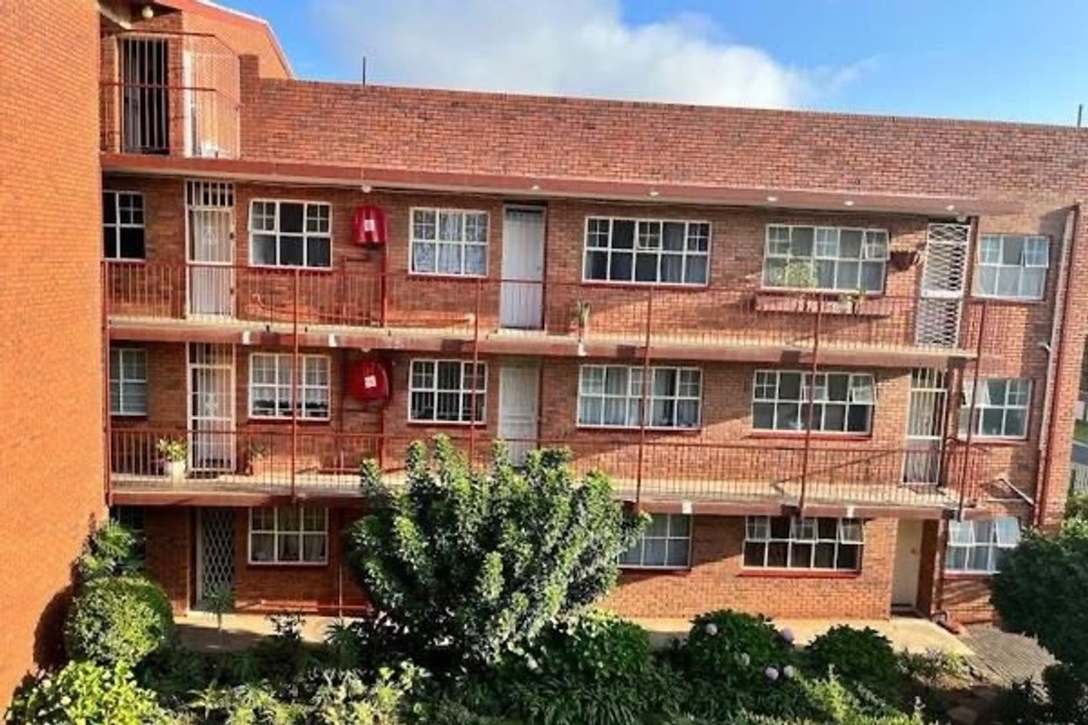 Apartment For Sale In Germiston - Photo 2