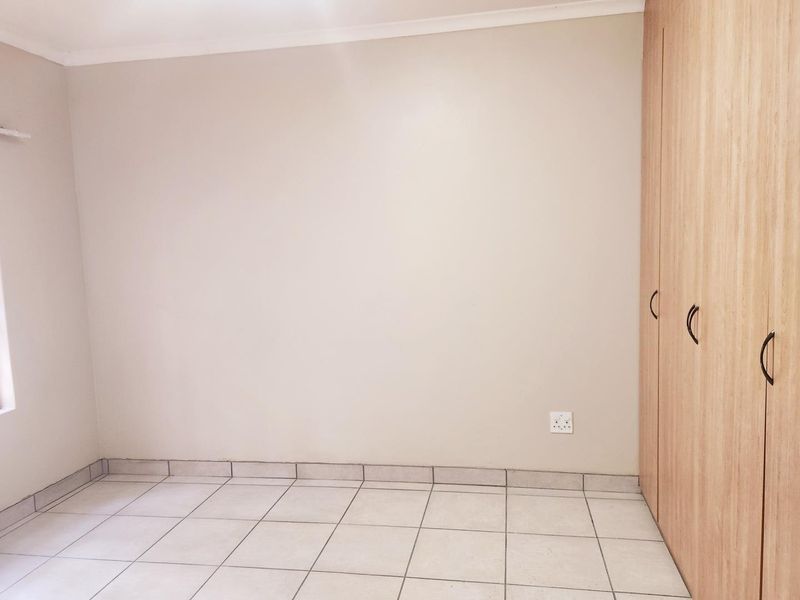 Apartment For Sale In Bronkhorstspruit - Photo 10