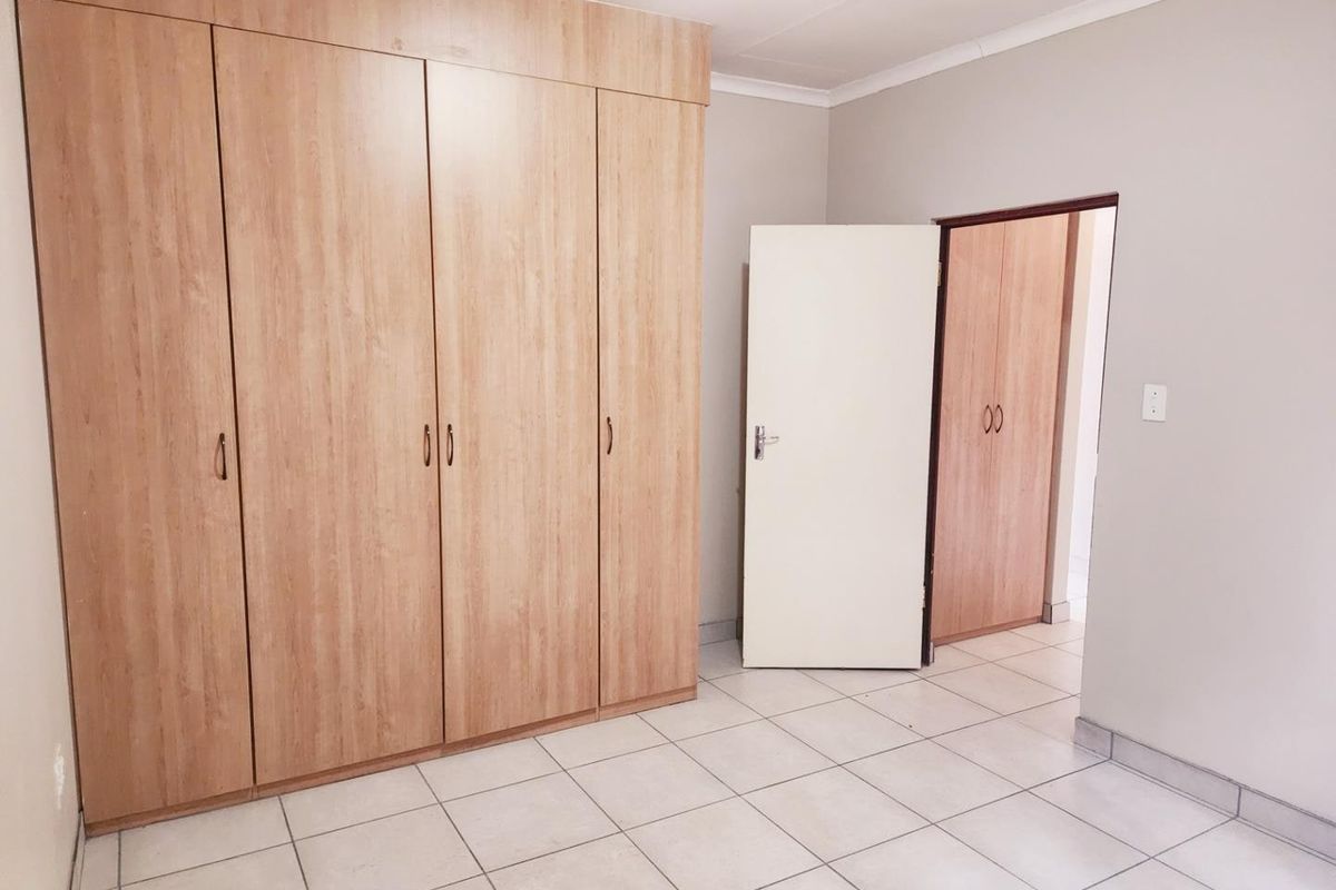 Apartment For Sale In Bronkhorstspruit - Photo 4